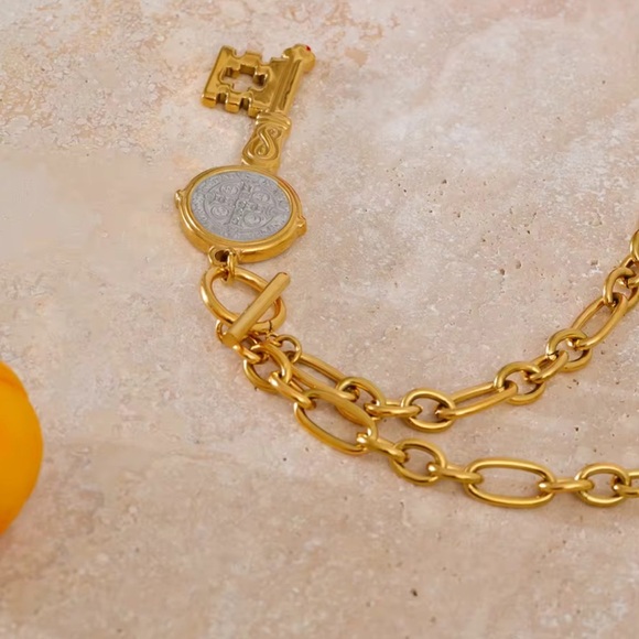 Anthropologie Gold Stainless Steel Key Pendant Necklace ✨ - Picture 5 of 11